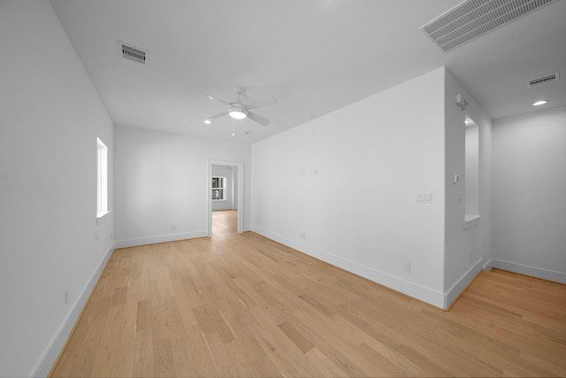 224 W 23rd St Unit B, Houston, TX 77008 - empty room with light wood-type flooring, a ceiling fan, baseboards, and recessed lighting
