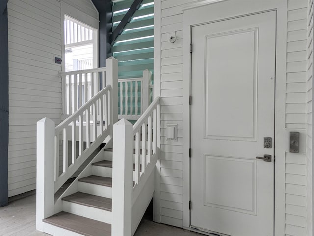 2604 E Seaside Dr, Galveston, TX 77550 - view of entrance to property