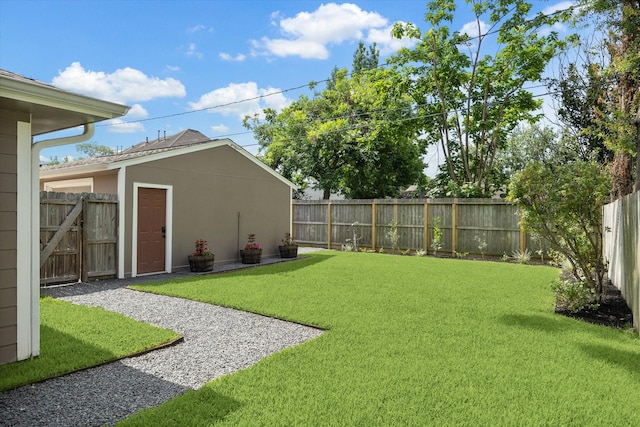 1709 Chantilly Ln, Houston, TX 77018 - view of yard