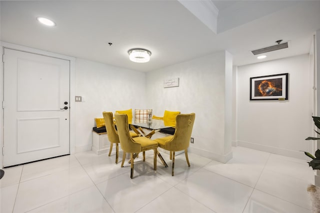 3525 Sage Rd Unit 1713, Houston, TX 77056 - dining space featuring baseboards, light tile patterned floors, and recessed lighting