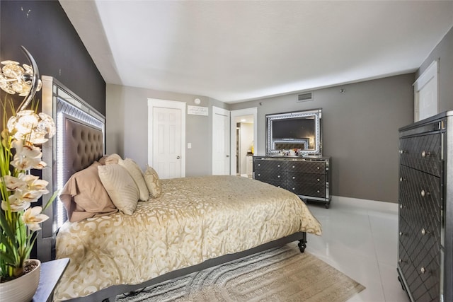 3525 Sage Rd Unit 1713, Houston, TX 77056 - view of bedroom