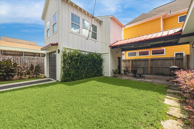 529 Fugate St, Houston, TX 77009 - back of house with board and batten siding