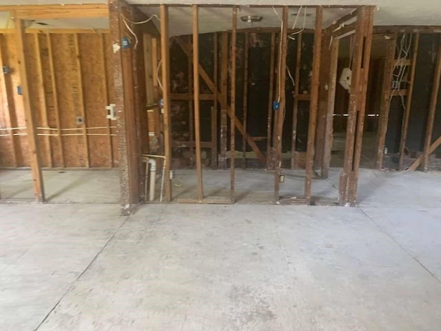7730 Tram Rd, Beaumont, TX 77713 - view of misc room
