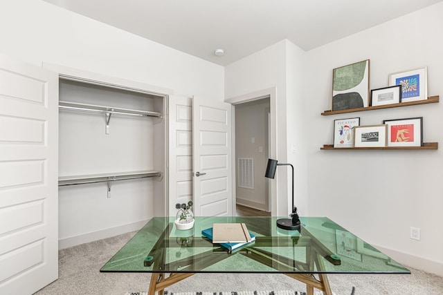 4024 Boho Ln, Houston, TX 77045 - carpeted office with baseboards
