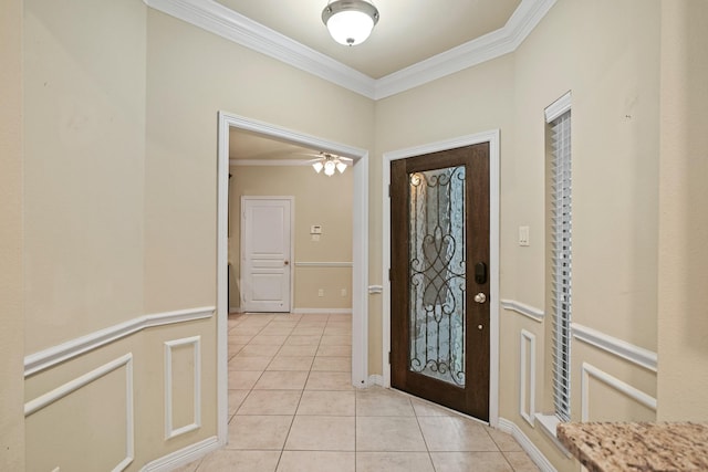 1121 Beall Landing Ct, Houston, TX 77008 - entrance foyer featuring crown molding, light tile patterned floors, and baseboards