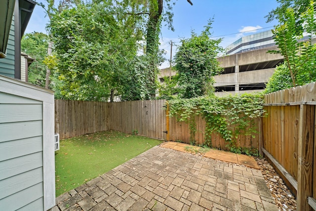 1121 Beall Landing Ct, Houston, TX 77008 - photo 25