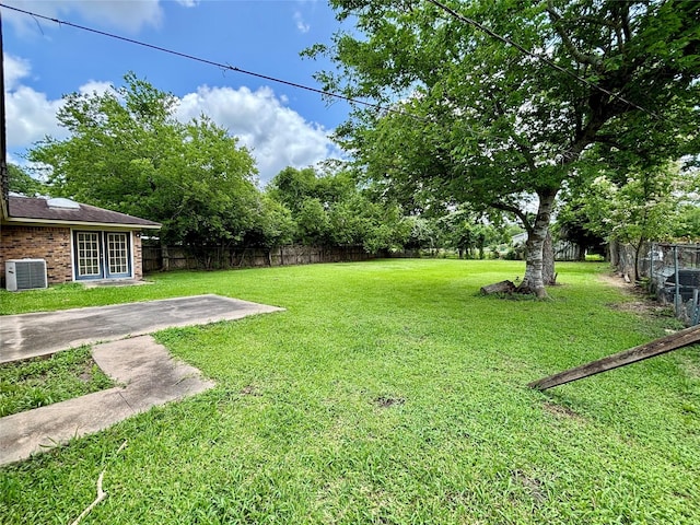 1008 Brockman St, Sweeny, TX 77480 - view of yard with central AC unit and a patio area