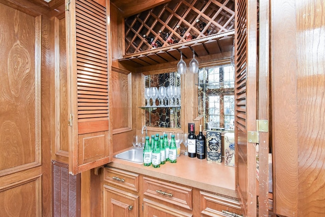 1610 Chapelwood Ln, Richmond, TX 77406 - view of indoor wet bar