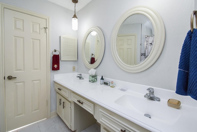 1610 Chapelwood Ln, Richmond, TX 77406 - full bathroom with double vanity