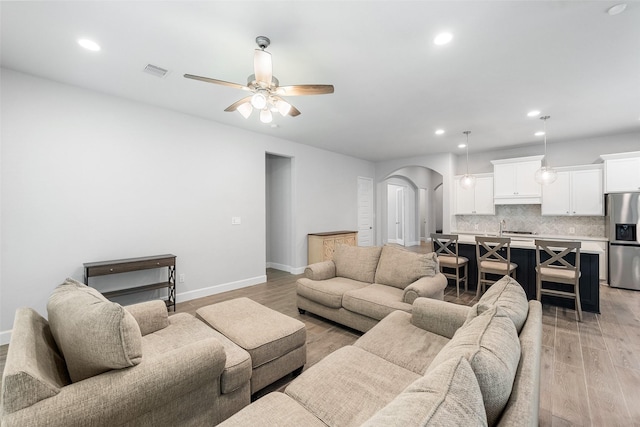 704 Fall Rock Branch Dr, Conroe, TX 77304 - photo 10