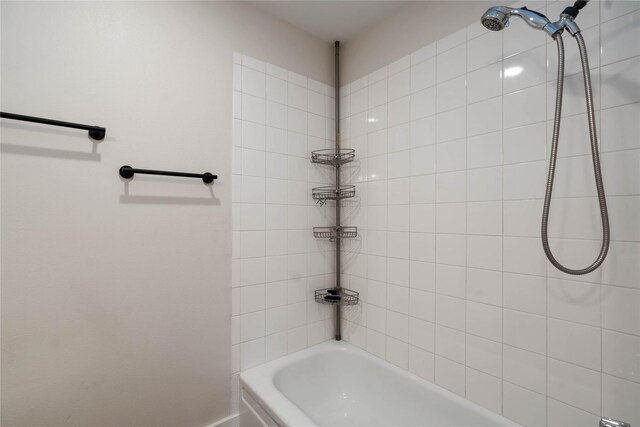 10503 Windriver Dr, Houston, TX 77070 - full bath featuring shower / bath combination
