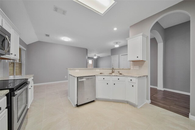 22028 Knights Cove Dr, Kingwood, TX 77339 - photo 12