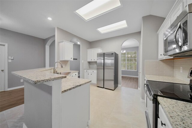 22028 Knights Cove Dr, Kingwood, TX 77339 - photo 10