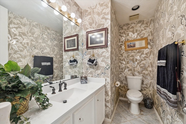 12007 Lakeway Ct, Houston, TX 77071 - half bath with wallpapered walls, toilet, and vanity