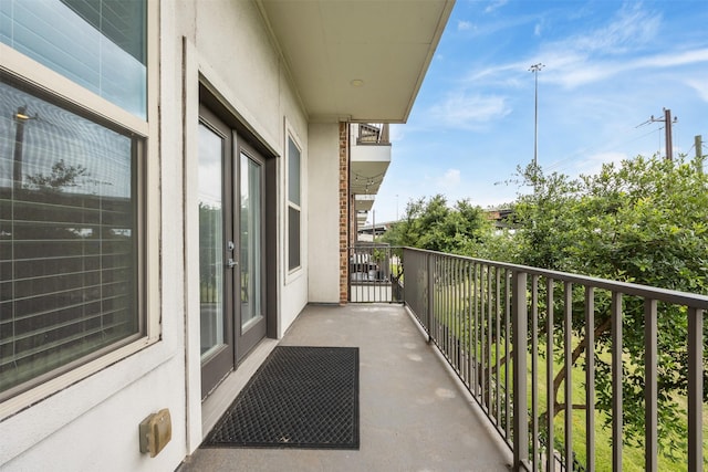 727 Schwartz St, Houston, TX 77020 - view of balcony