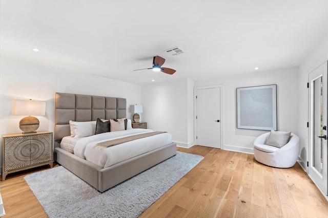 1100 S Shepherd Dr, Houston, TX 77019 - bedroom featuring light wood-style floors, recessed lighting, and a ceiling fan