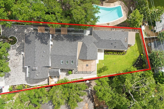 1100 S Shepherd Dr, Houston, TX 77019 - aerial view of property and surrounding area with a pool and property parcel outlined