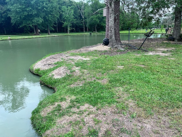 8594 Morgan Ln, Orange, TX 77632 - view of yard featuring a water view