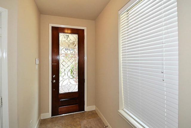 2366 Bastrop St, Houston, TX 77004 - foyer with baseboards