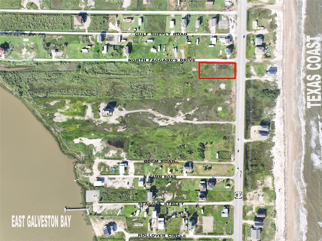 1021 Faggards Rd, Gilchrist, TX 77617 - photo 1