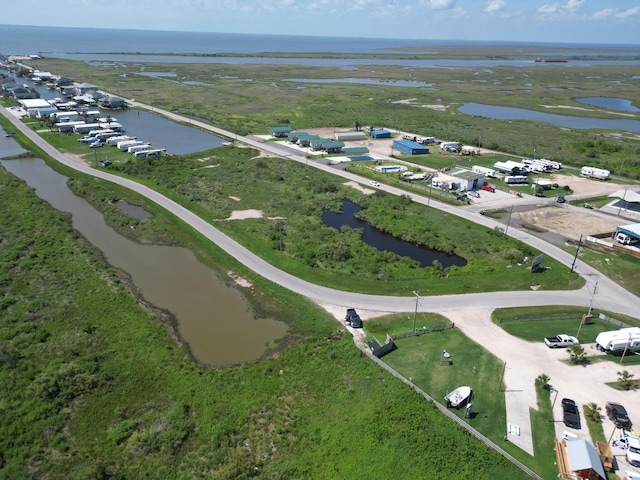 1061 N Stingaree Dr, Crystal Beach, TX 77650