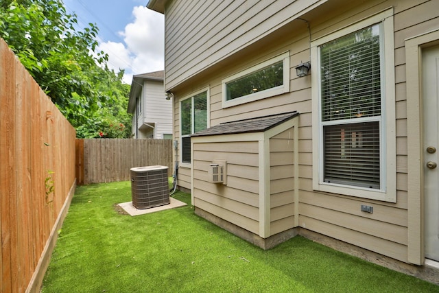 4256 Childress St, Houston, TX 77005 - view of yard with cooling unit