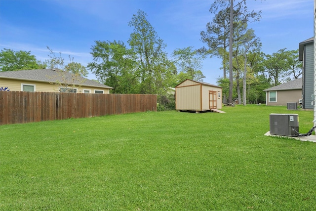 705 Little River Dr, Montgomery, TX 77316 - view of yard featuring central AC