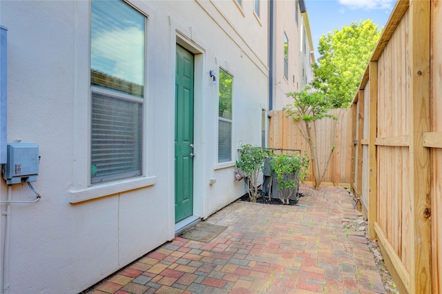 9617 Pemberton Crescent Dr, Houston, TX 77025 - view of patio