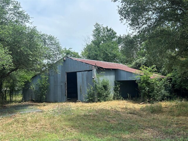 38825 Wiggins Rd, Hempstead, TX 77445