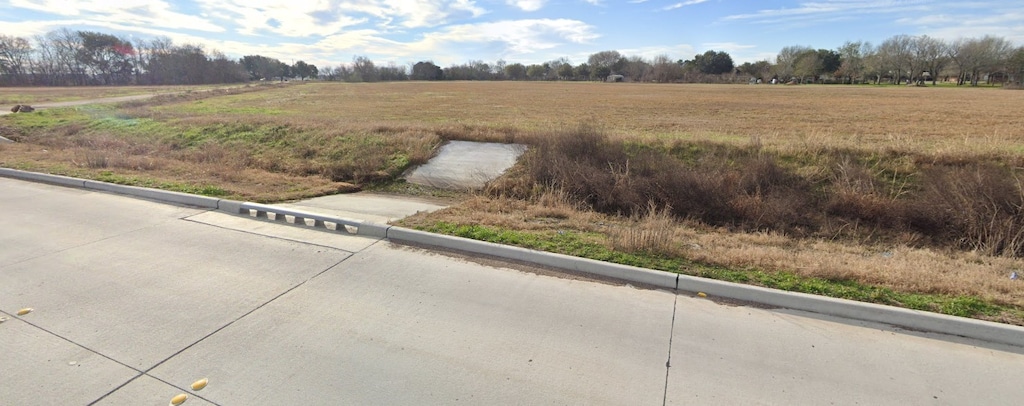 2005 Cottonwood School Rd, Rosenberg, TX 77471 - photo 1
