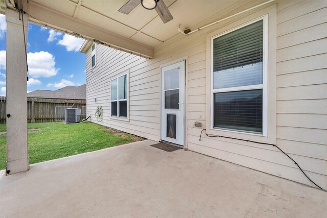 21114 Echo Manor Dr, Hockley, TX 77447 - view of patio with a ceiling fan