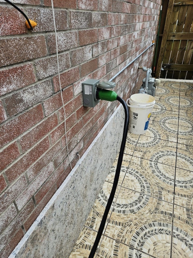 3126 Silverstag Trail Ln, Houston, TX 77073 - exterior view of brick wall