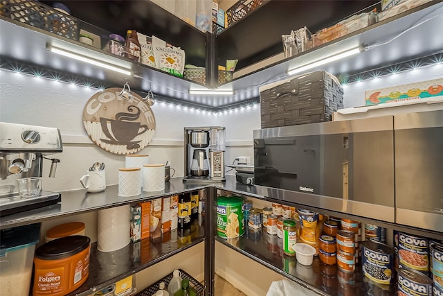 3126 Silverstag Trail Ln, Houston, TX 77073 - view of pantry
