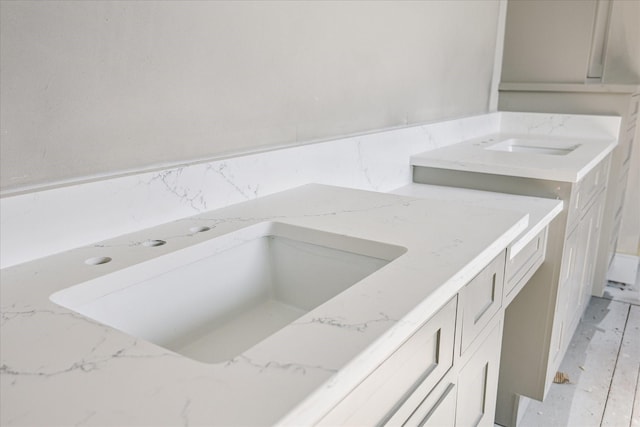 2920 Georgetown St, Houston, TX 77005 - bathroom with vanity