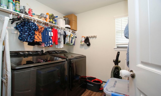 20202 Creekdale Bend Dr, Cypress, TX 77433 - washroom featuring washing machine and dryer