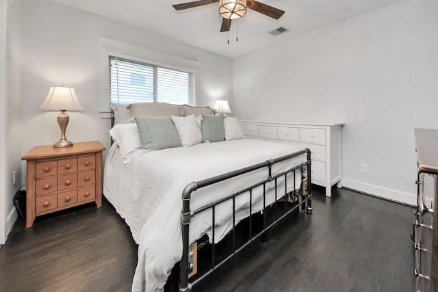 1038 Lawrence St, Houston, TX 77008 - bedroom featuring dark wood finished floors and a ceiling fan