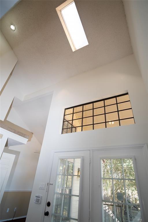 16800 Sugar Pine Dr Unit F44, Houston, TX 77090 - detailed view of a skylight