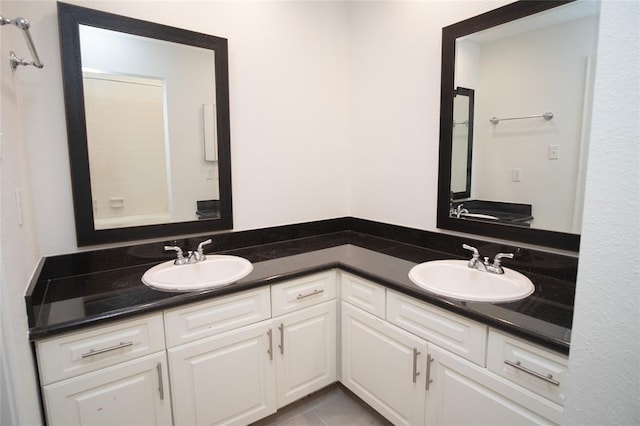 16800 Sugar Pine Dr Unit F44, Houston, TX 77090 - bathroom featuring double vanity