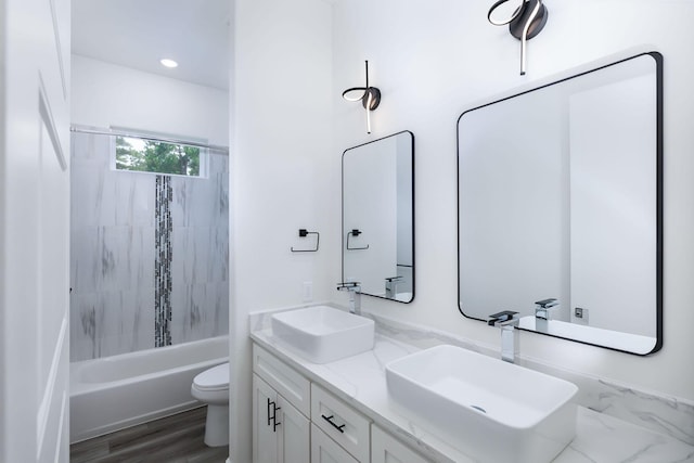 68 Fairway Dr, Trinity, TX 75862 - full bath featuring toilet, double vanity, and shower / tub combination