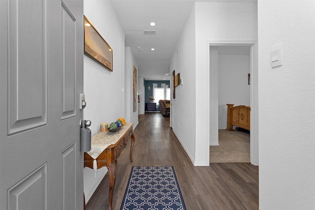 315 Coral Drift Ct, Crosby, TX 77532 - hallway with dark wood-style floors, baseboards, and recessed lighting