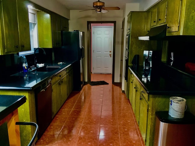 24360 Webb Rd, Porter, TX 77365 - kitchen featuring green cabinets, a sink, black appliances, and a ceiling fan