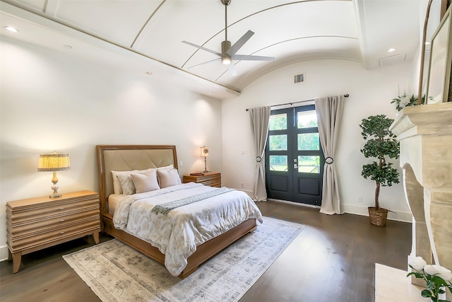 4002 Old Chocolate Bayou Rd Unit Cr89, Manvel, TX 77578 - bedroom with wood finished floors, vaulted ceiling, baseboards, and a ceiling fan