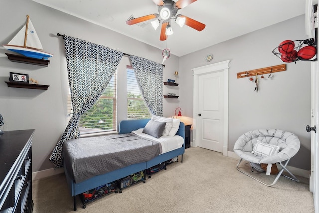 121 E 22nd St, Houston, TX 77008 - carpeted bedroom featuring baseboards and ceiling fan