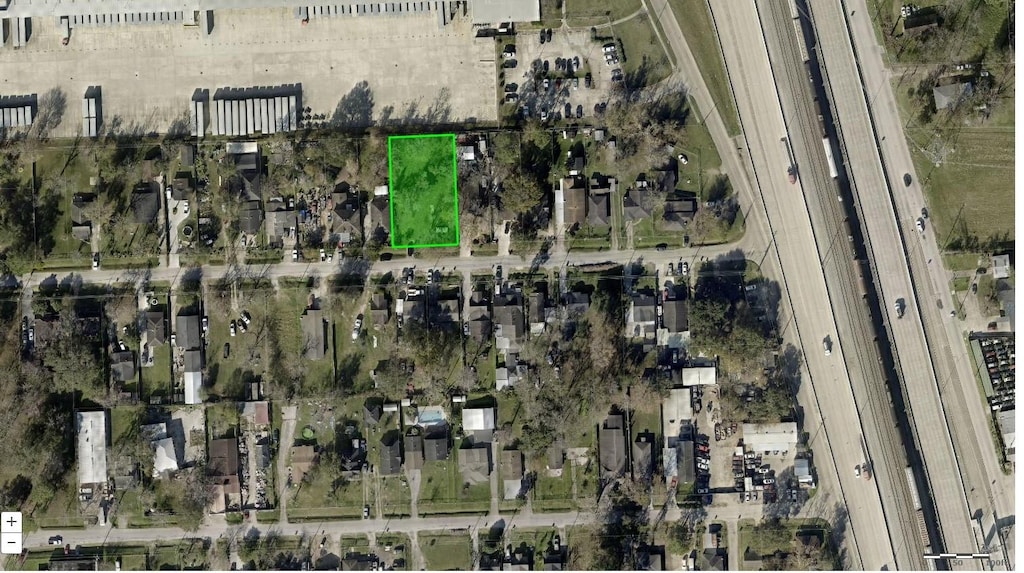 1319 De Boll St, Houston, TX 77022 - photo 2