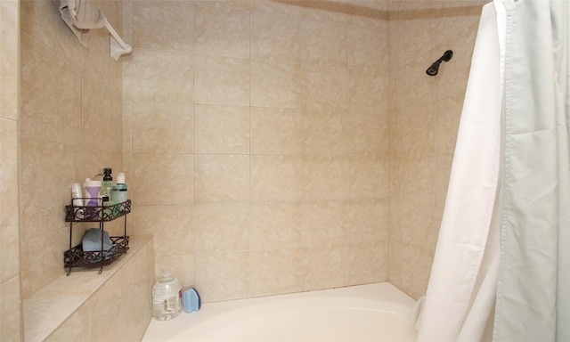 2203 Dorrington St Unit 208, Houston, TX 77030 - bathroom with shower / bath combo