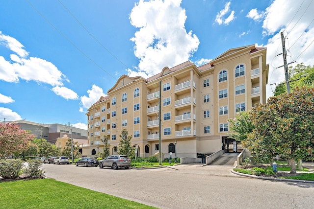 2203 Dorrington St Unit 208, Houston, TX 77030 - view of apartment building / complex
