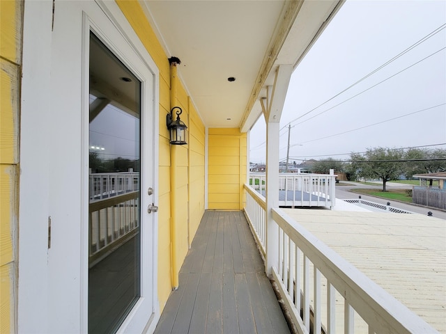 5703 Fraser Ave, Galveston, TX 77551 - view of balcony