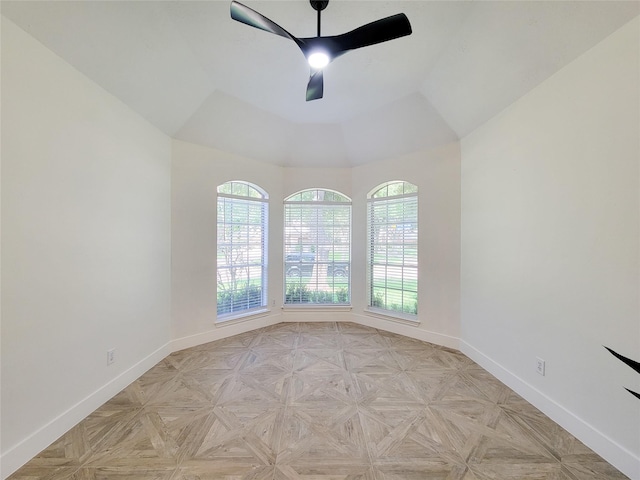 218 Windrift Ct, Sugar Land, TX 77479 - empty room with healthy amount of natural light, baseboards, and a ceiling fan