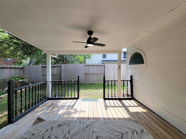 218 Windrift Ct, Sugar Land, TX 77479 - deck with ceiling fan and a fenced backyard