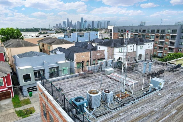 1607 E Bonner St, Houston, TX 77007 - photo 5